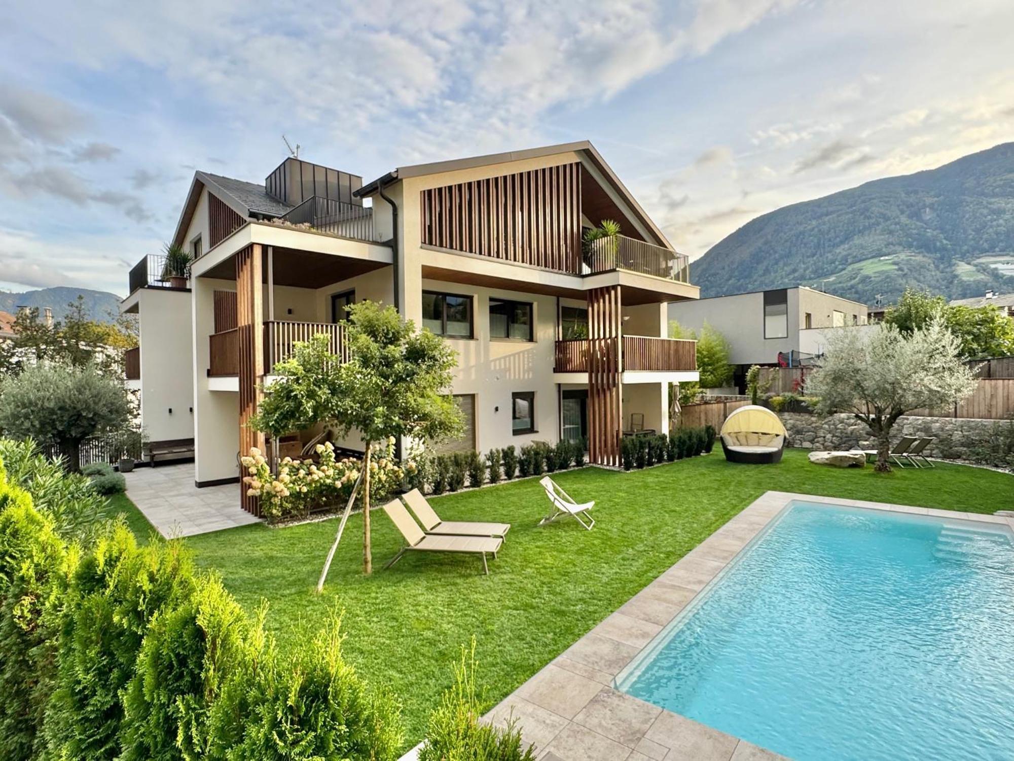 Apartsuites Rosengarten Algund Exterior foto
